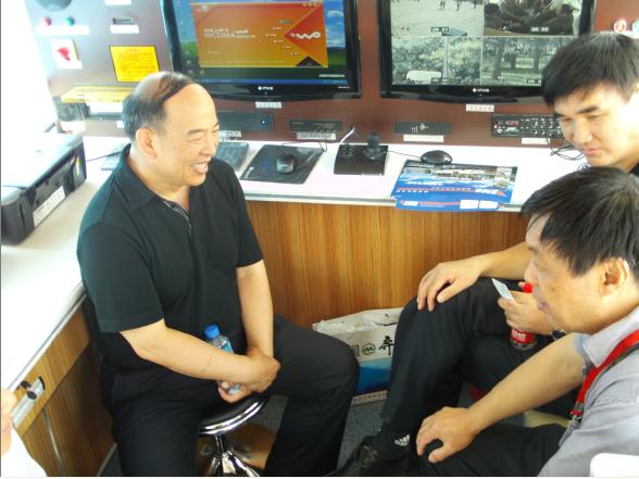 ���R���Ӿ���(w��)��